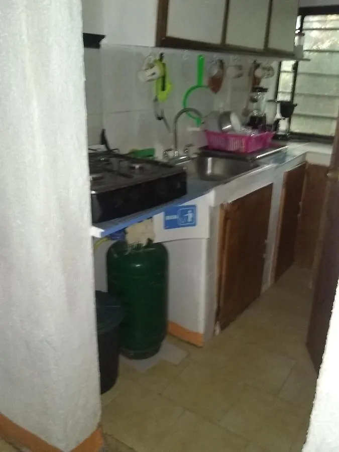 Guest house Room In Apartment - Comfortable Inn Green Sea Villa Helen Kilometres 4 Circunvalar La Loma
