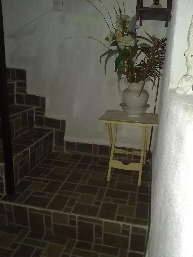 Room In Apartment - Comfortable Inn Green Sea Villa Helen Kilometres 4 Circunvalar La Loma  Guest house La Loma (San Andres)